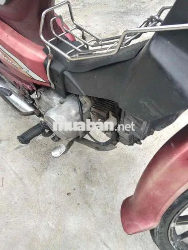 Honda Dream Đỏ Xăng