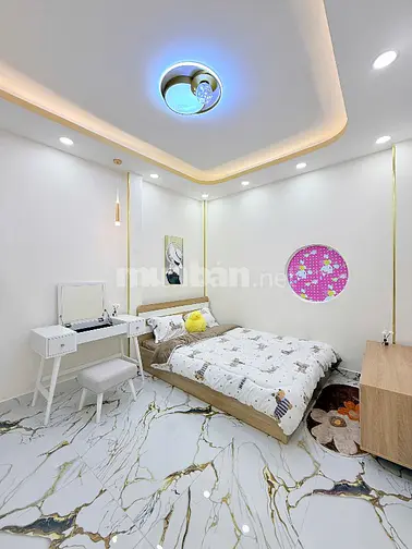 Chính chủ Bán nhà 1014/62/16 CMT8, gần Phạm Văn Hai