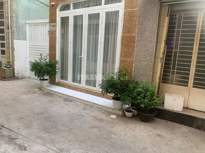 Chính chủ Bán nhà 1014/62/16 CMT8, gần Phạm Văn Hai