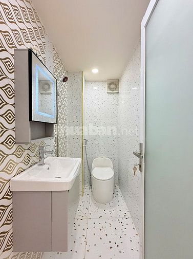 Chính chủ Bán nhà 1014/62/16 CMT8, gần Phạm Văn Hai
