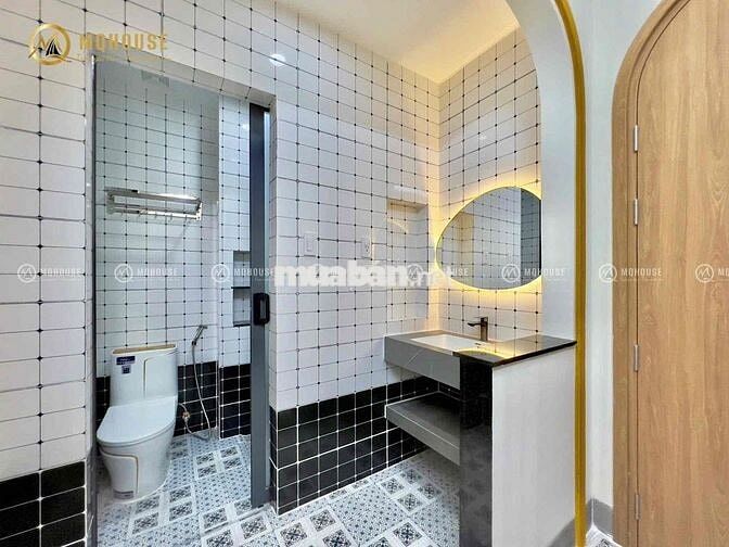 STUDIO BAN CÔNG MÁY GIẶT RIÊNG - 35M2 NGAY VẠN HẠNH MALL - UEH Q10