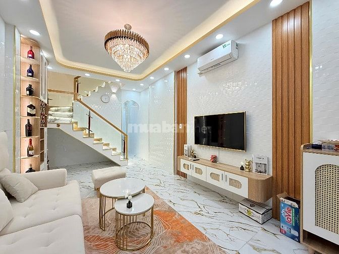 Chính chủ Bán nhà 1014/62/16 CMT8, gần Phạm Văn Hai