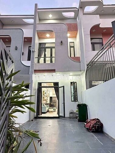 Cho thuê nhà nhánh dx043 đối diện Hiệp Thành 3