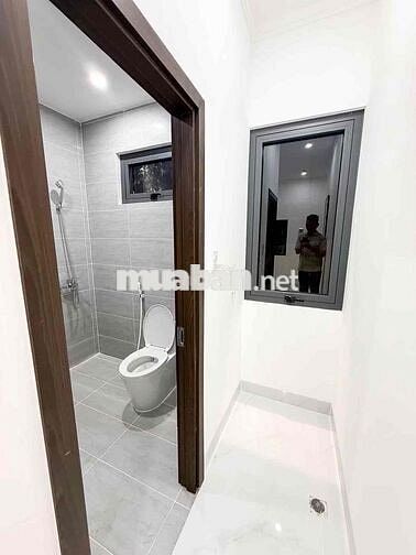 Nhà 1T1L ngay bờ kè Bửu Long SHR, thổ cư, 3PN, đường ô tô, hỗ trợ bank