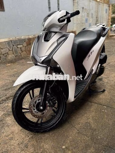 Honda SH 2018 Trắng đen Nam