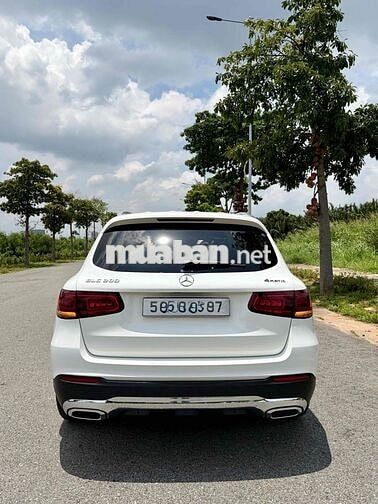 Mercedes GLC200 4Matic 2021