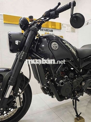 Benelli Leoncino 500 ABS, biển số SG | Leoncino500