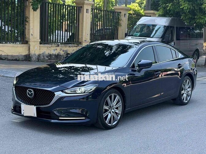 Mazda 6 Premium 2.0 AT 2022 Xanh 90000 km