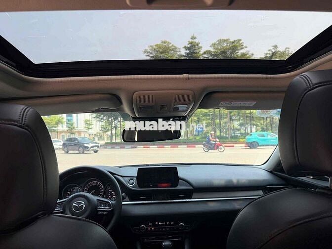 Mazda 6 Premium 2.0 AT 2022 Xanh 90000 km
