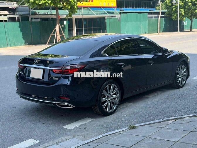 Mazda 6 Premium 2.0 AT 2022 Xanh 90000 km