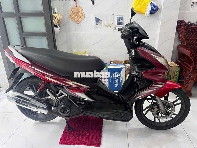 Suzuki Hayate Tự động màu Đỏ đen