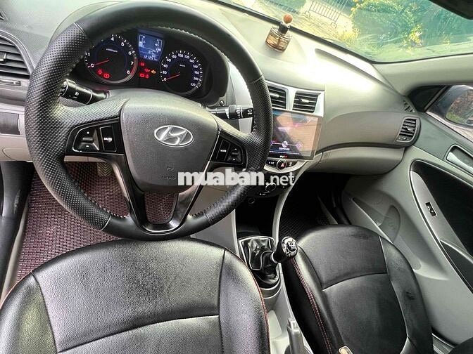 Nhà bán Hyundai Accent Blue 2015 1.4 MT nguyên ban