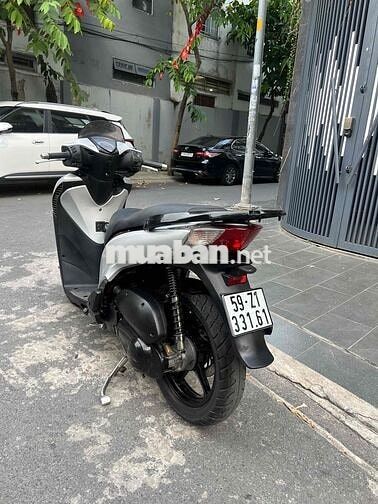 Honda SH 150i ABS Tự động Bạc