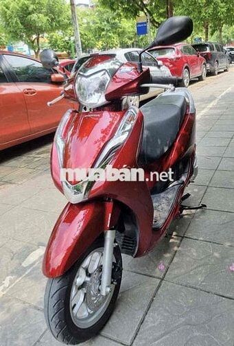 Honda Lead 125 Đỏ mận đi đúng 7900 km dán kínnilon