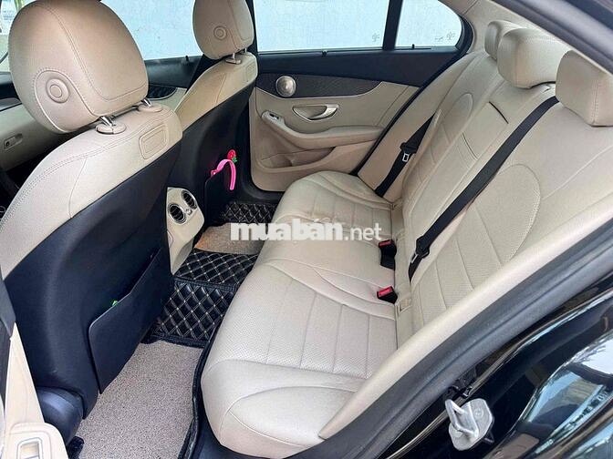 Mercedes-Benz C200 2016 biển SG ngay chủ zin a-z