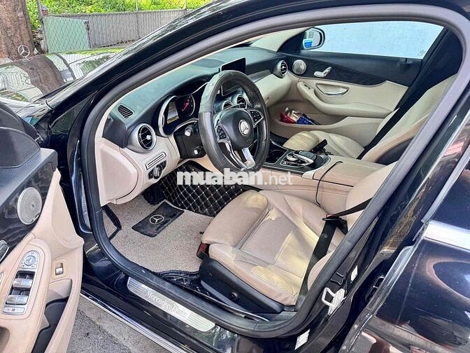 Mercedes-Benz C200 2016 biển SG ngay chủ zin a-z