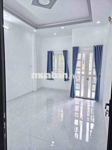 CHO THUÊ TẦNG 2 MẶT TIỀN TRƯỜNG TIỂU HỌC BÌNH LONG