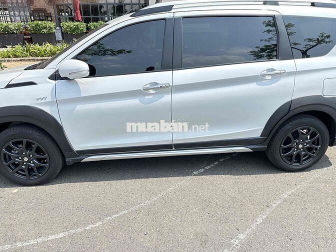 Suzuki XL7 Hybrid 20.000 km Trắng