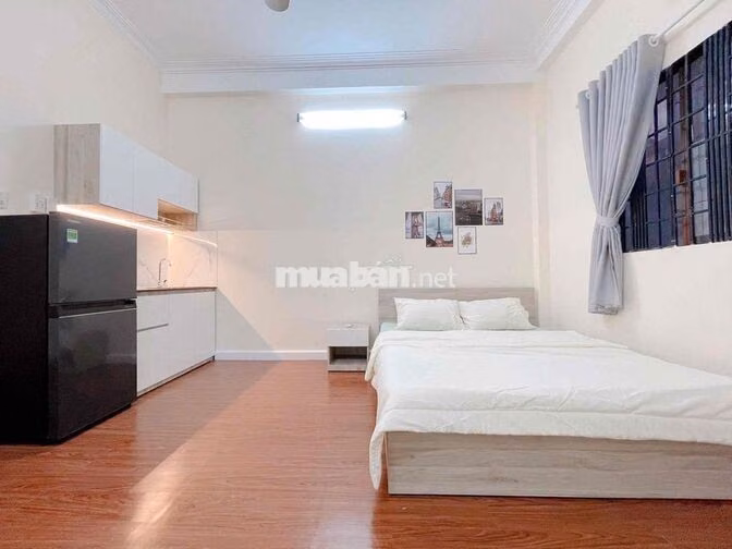 STUDIO CỬA SỔ TRỜI FULL NỘI THẤT NGAY KHU PHAN XÍCH LONG