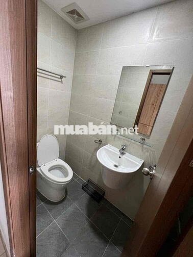 Cho thuê gấp căn 2pn,2wc , bcons garden - có nội thất