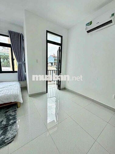 CĂN HỘ DỊCH VỤ FULL NỘI THẤT, BAN CÔNG, CỬA SỔ THOÁNG MÁT