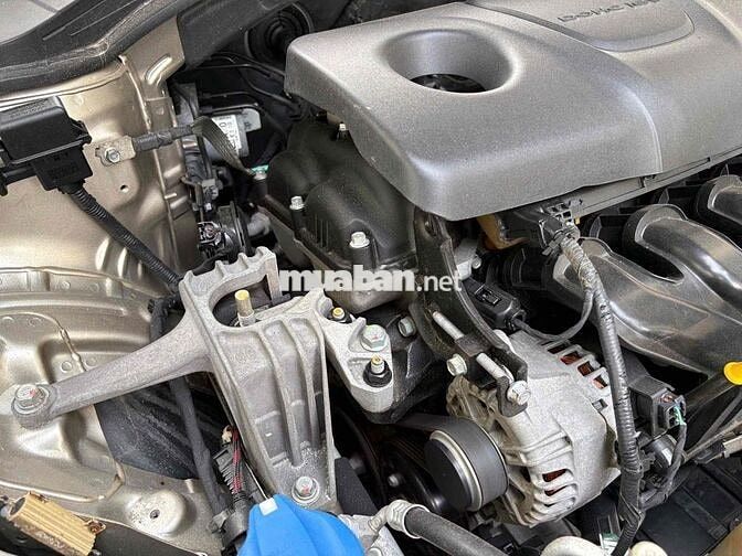 Hyundai Elantra 2019 Vàng Cát 9 vạn