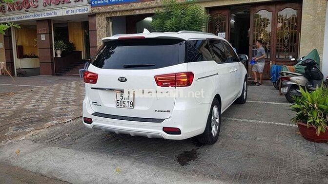 Kia Sedona 2019 2.2D Full Option Trắng