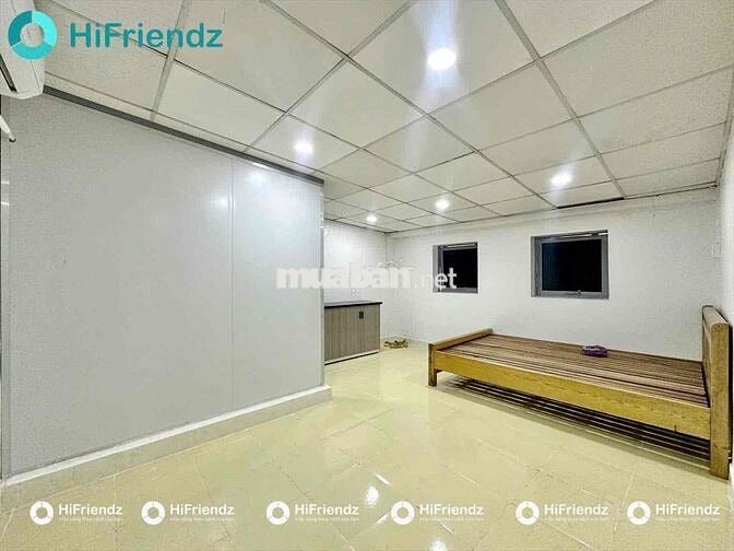 PHÒNG MÁY LẠNH CỬA SỔ TRỜI CÁCH AEON 10p ĐI XE