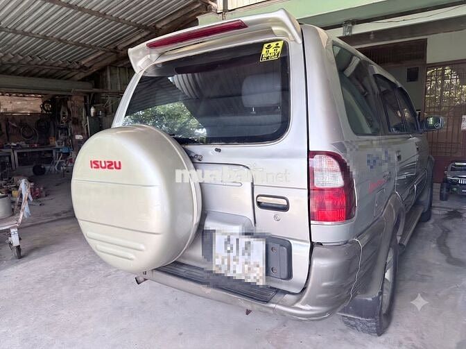 Isuzu Hi-Lander V-Spec 2004 Bạc