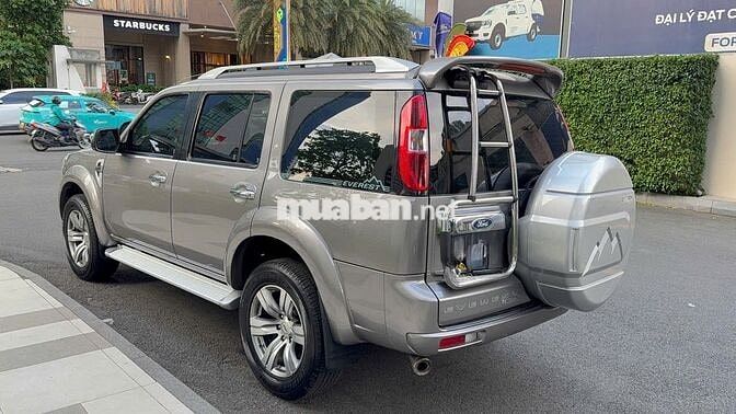 Ford Everest Limited AT 2011 Xám 128.100 KM