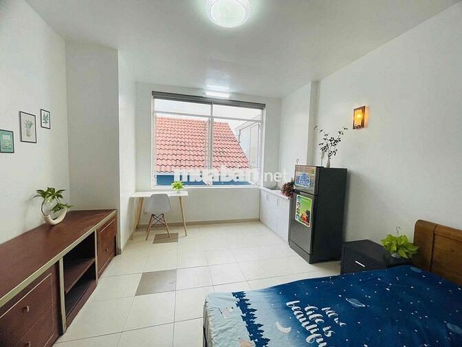 STUDIO cửa sổ trời lớn mới toanh ngay cầu Phú Mỹ, KCX