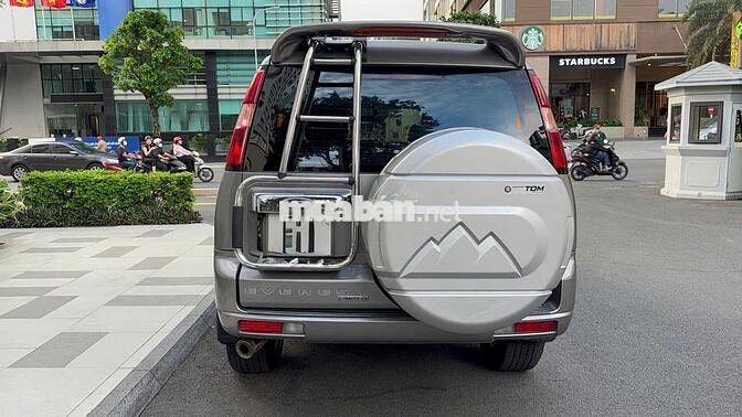 Ford Everest Limited AT 2011 Xám 128.100 KM