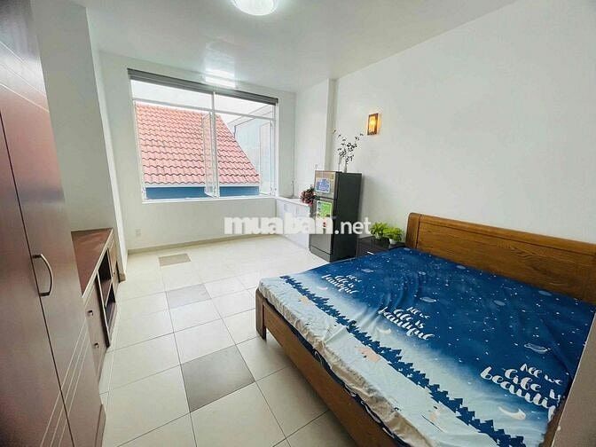 STUDIO cửa sổ trời lớn mới toanh ngay cầu Phú Mỹ, KCX