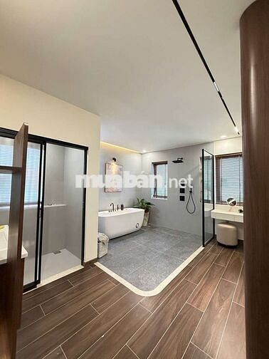 Nhà tâm huyết thang máy sân vườn rộng 50m2 Mặt Tiền Trần Thị Cờ