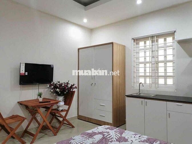 STUDIO cửa sổ trời lớn mới toanh ngay cầu Phú Mỹ, KCX