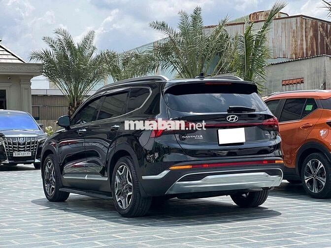 Hyundai SantaFe 2021 7 chỗ Tự động Đen