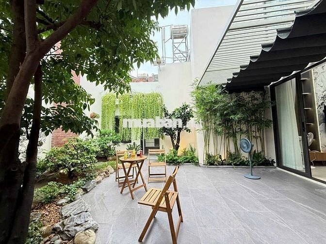 Nhà tâm huyết thang máy sân vườn rộng 50m2 Mặt Tiền Trần Thị Cờ