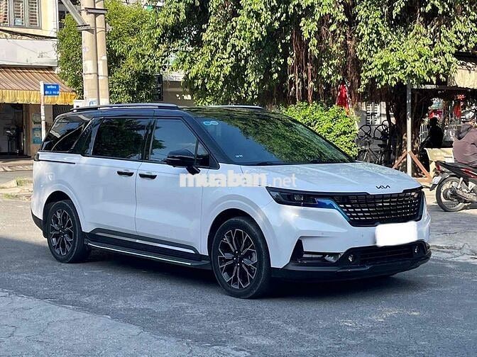 Kia Carnival Premium 2023 Trắng 8 chỗ