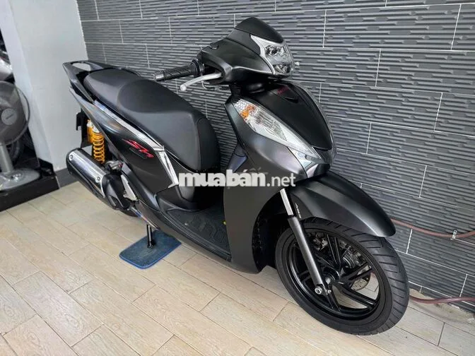 Honda SH300i 2017 Đen nhám Ý 22.000km