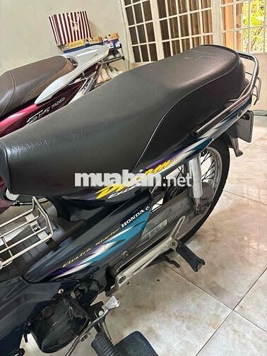 Honda Dream lùn Thái Đen