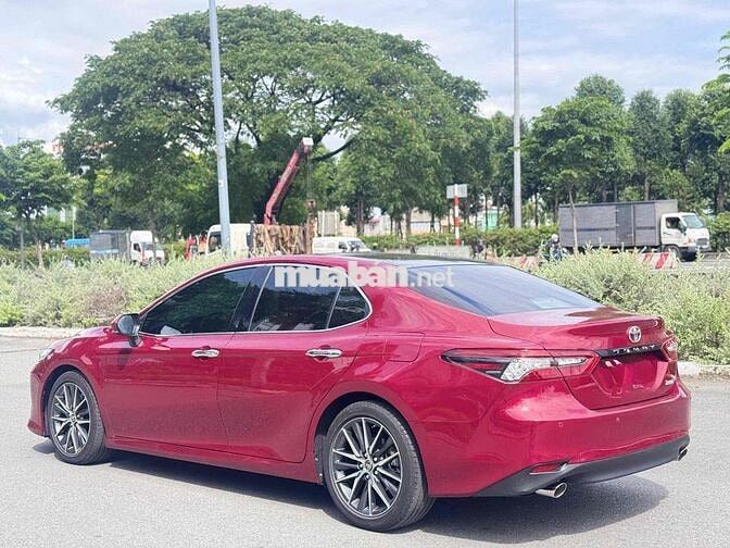 Toyota Camry 2.5Q 2022 Đỏ 66.000km