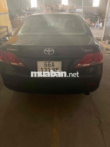Toyota Camry 2.4G Đen
