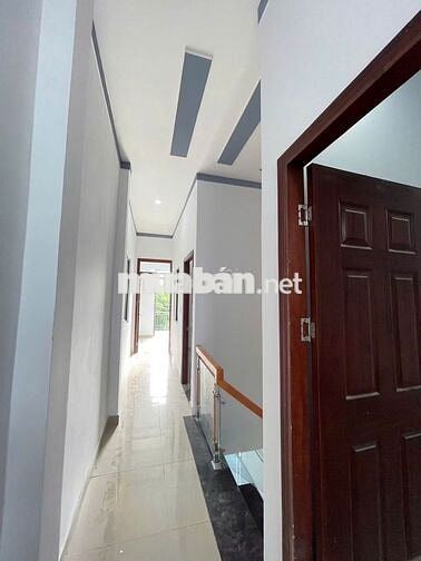 Bán nhà tại Nguyễn Thị Chạy, P. Dĩ An, TP. HCM, 1 lầu 1 trệt