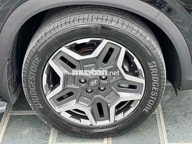 Hyundai SantaFe 2021 7 chỗ Tự động Đen