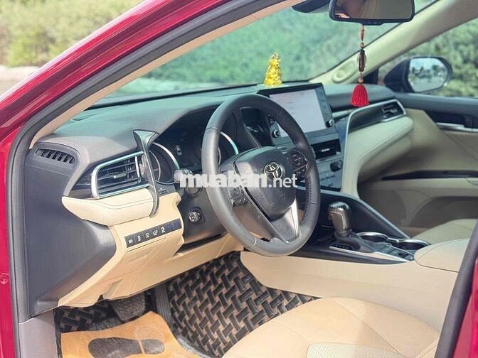 Toyota Camry 2.5Q 2022 Đỏ 66.000km