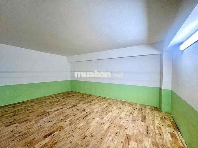 Phòng trọ có gác full nội thất ngay Hoàng Diệu 2,đh Ngân Hàng,UTE