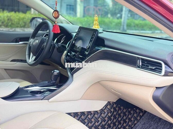 Toyota Camry 2.5Q 2022 Đỏ 66.000km