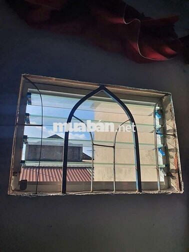 Phòng trọ 20m2, có gác, mới 95%, 2 cửa sổ, gần đường lớn