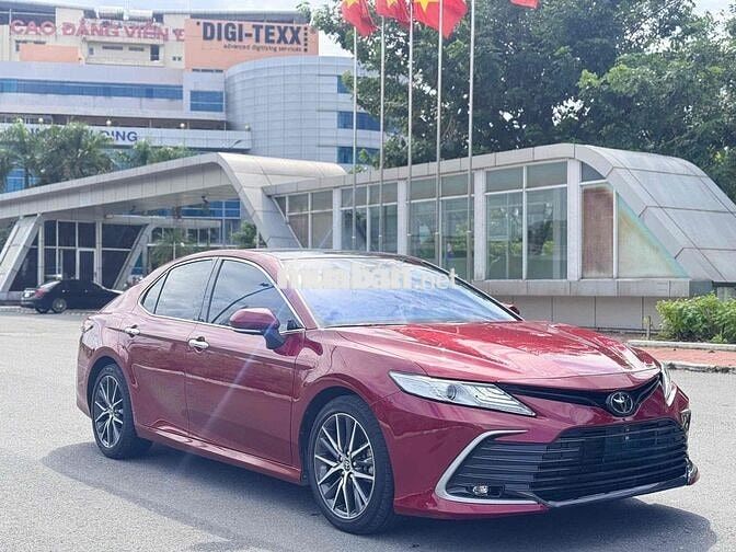 Toyota Camry 2.5Q 2022 Đỏ 66.000km
