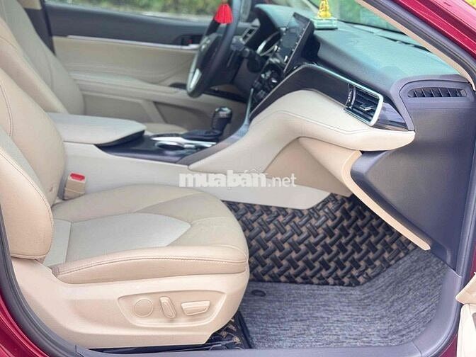 Toyota Camry 2.5Q 2022 Đỏ 66.000km